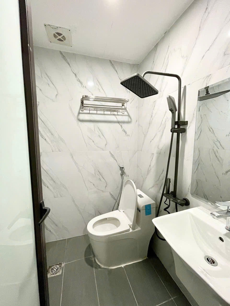 Bán Chung Cư Mini Cầu Giấy - Lợi Nhuận Cao, Vị Trí Đắc Địa