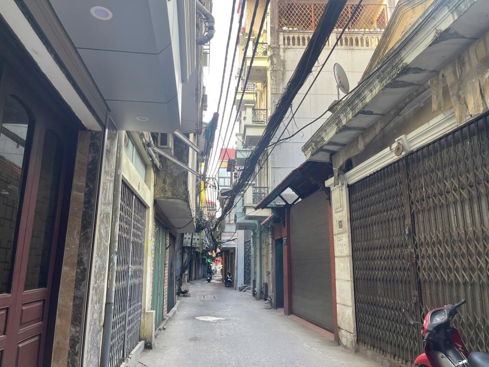 Bán nhà lô góc Minh Khai - 55.5m² - 10.9 tỷ - Ô tô vào tận nơi