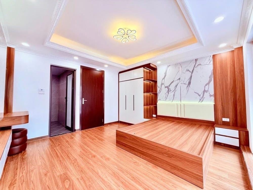 Nhà Phương Canh 35m2, 4.5 Tầng, 6 Tỷ - Ô Tô Đỗ Cận Nhà