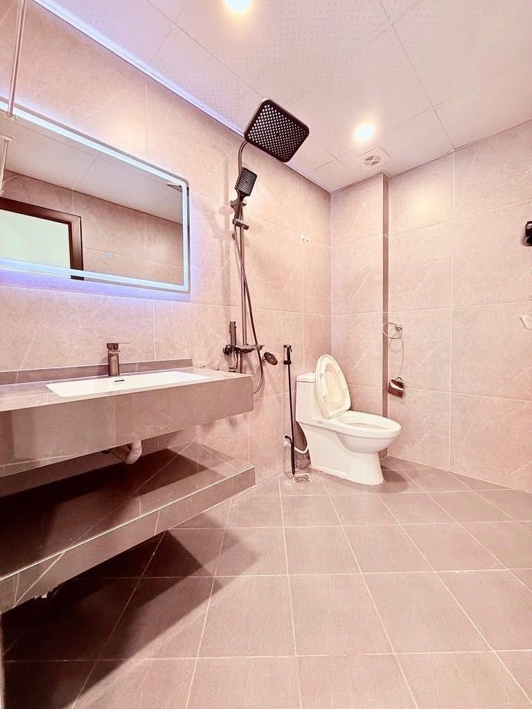 Nhà Phương Canh 35m2, 4.5 Tầng, 6 Tỷ - Ô Tô Đỗ Cận Nhà
