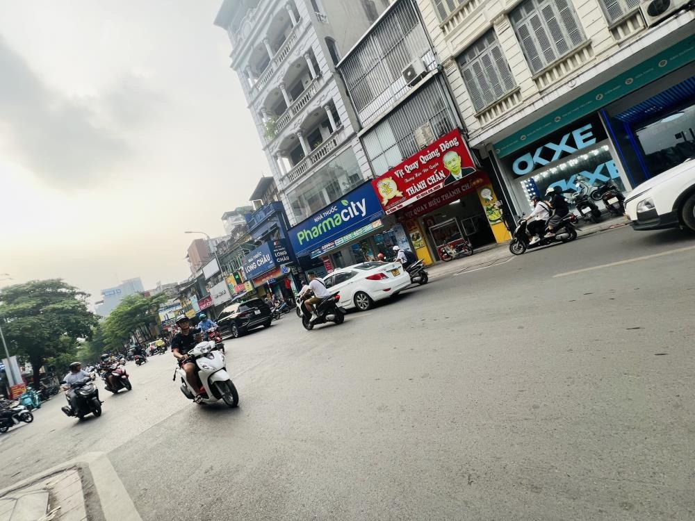Nhà Mặt Phố Khâm Thiên - Đầu Tư Sinh Lời, Vị Trí Vàng Đống Đa