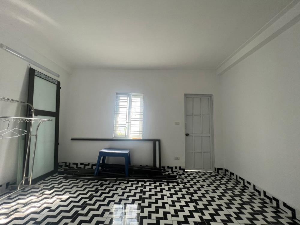 Bán nhà Mỹ Đình 32m² - 5 Tầng, Mặt Tiền 4.6m - Giá 6.35 Tỷ - Lô Góc 2 Thoáng