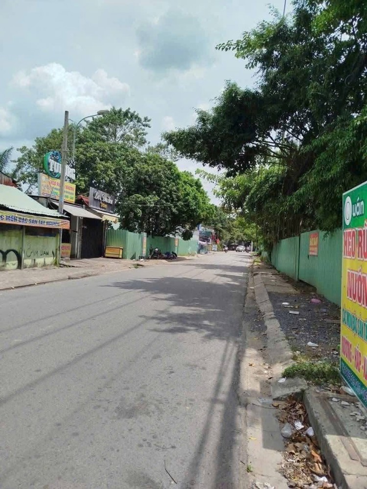 Ban nhà xưởng 1100m2 full thổ giá 33 tỷ Đường Thới Tam Thôn 18
