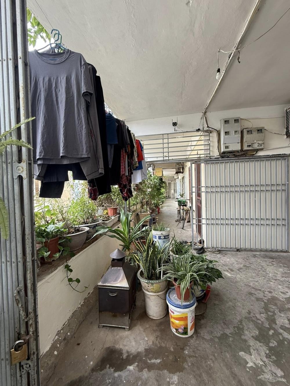 Căn hộ 2PN, 48m², Giá 3.25 tỷ - Tập thể Cao Đẳng Cơ Khí, Cầu Giấy