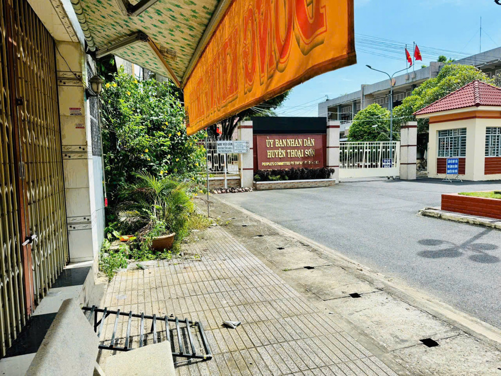 CHO THUÊ NHÀ NGUYÊN CĂN TẠI THOẠI SƠN, TỈNH AN GIANG - VỊ TRÍ ĐẸP, GIÁ CỰC TỐT