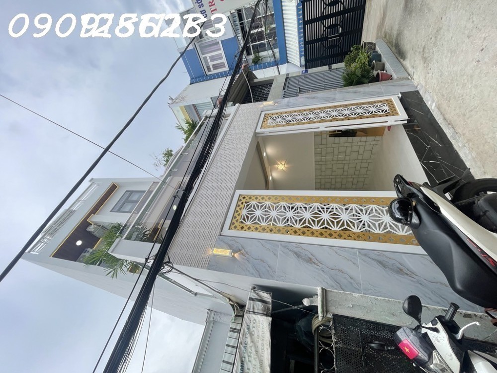 CHỈ HƠN 5 TỶ-NHÀ ĐẸP 3 TẦNG-68M2-KẾ PHÚ MỸ HƯNG-QUẬN 7
