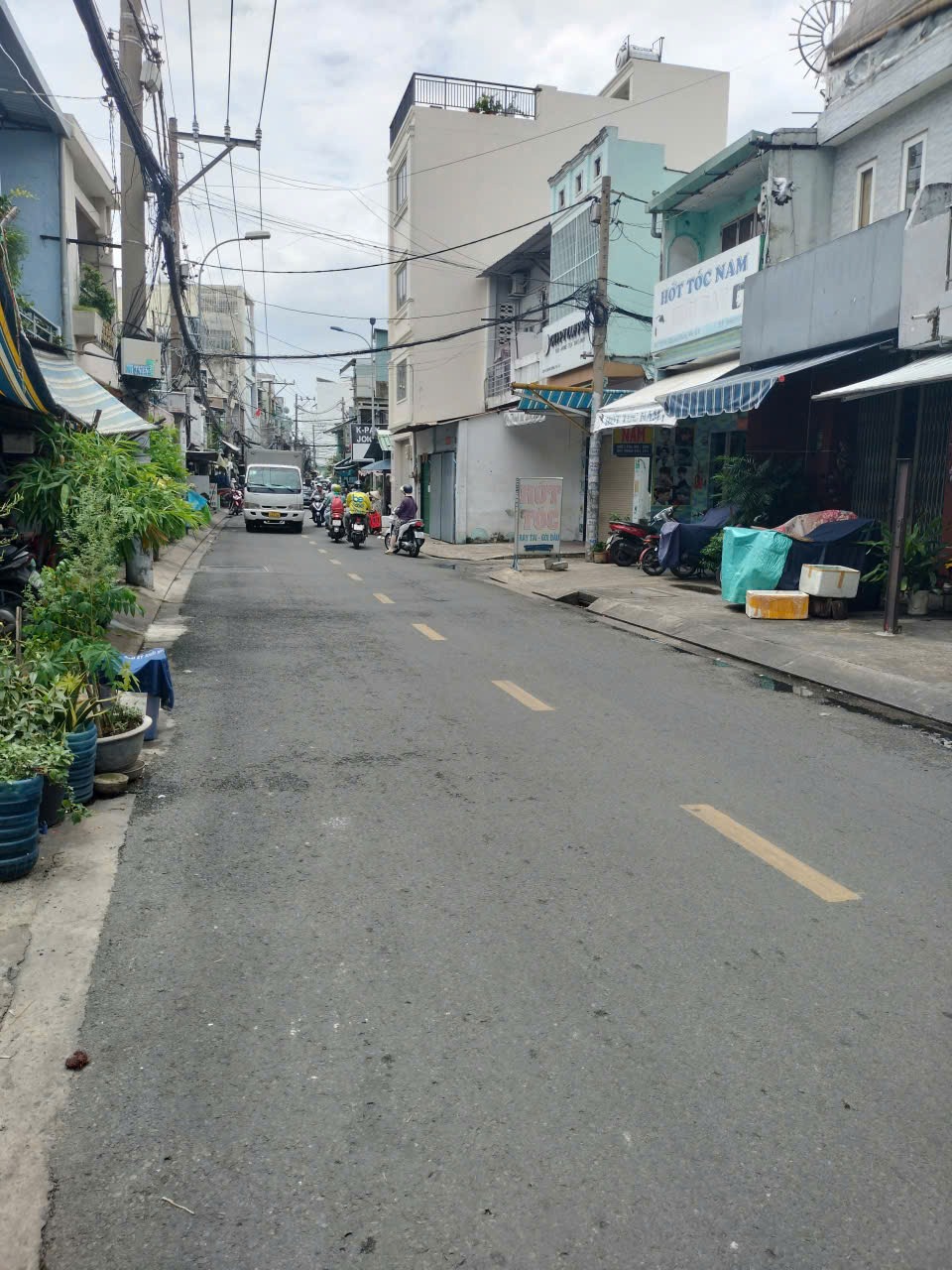 Bán Nhà Mặt Tiền Lê Quang Sung, Quận 6 - Ngang 6m, Kinh Doanh Sầm Uất