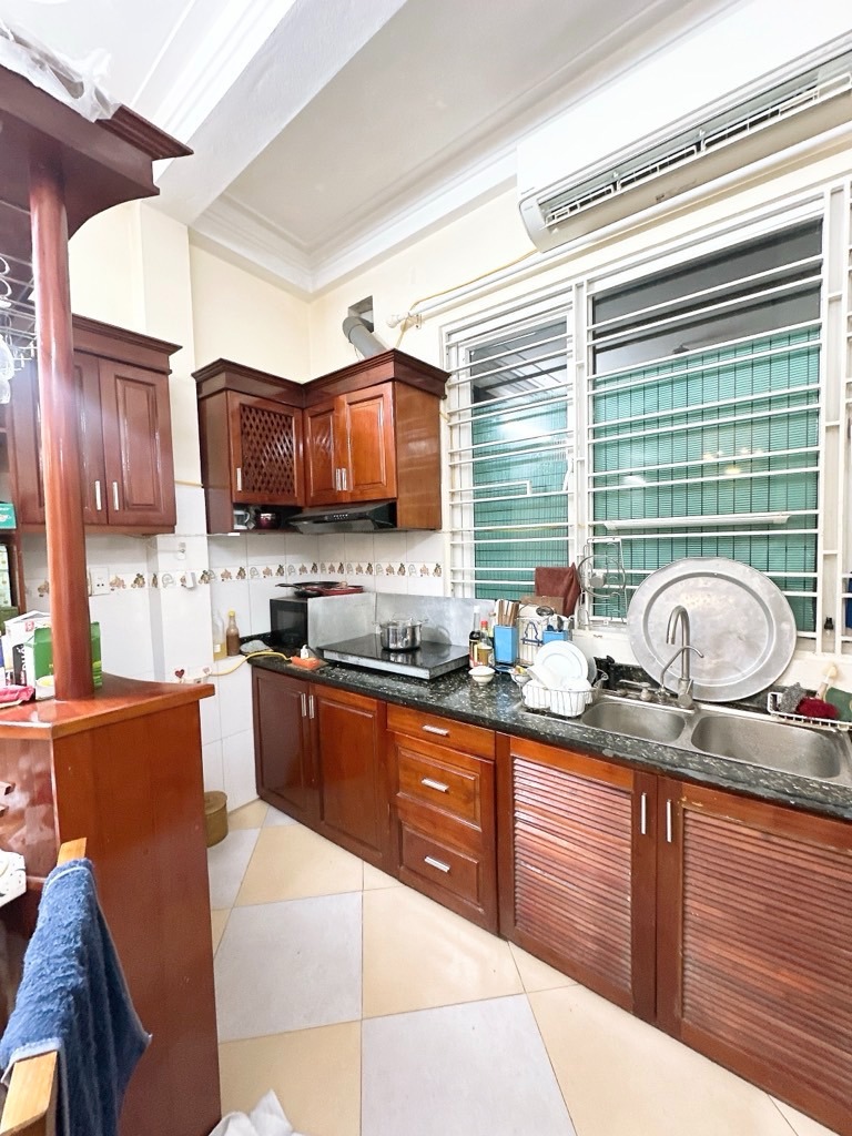 Bán nhà Nguyễn Đức Cảnh - Vị trí đẹp, ô tô vào tận cửa