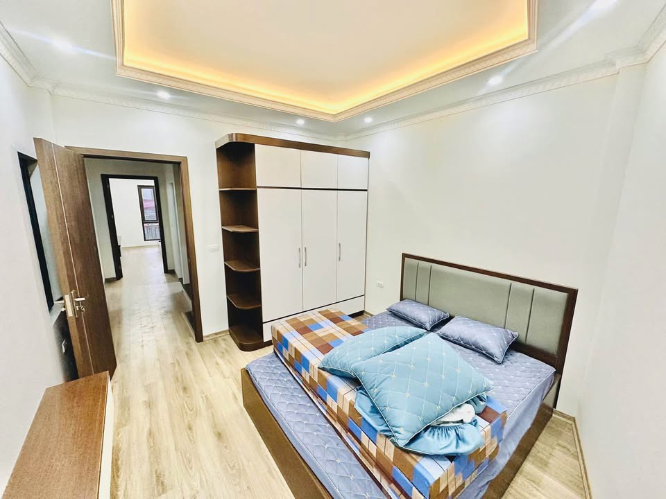Em Hiếu tiếp tục lên cho anh chị 1 siêu phẩm nhà 5 tầng tại phố Hòe Thị với mức giá rẻ không tưởng