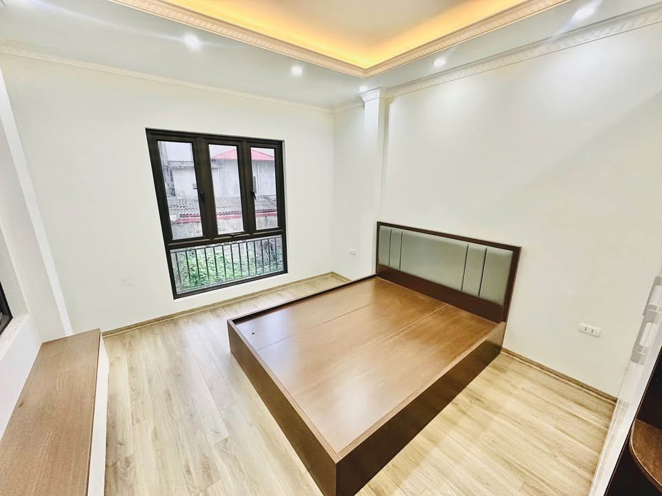 Em Hiếu tiếp tục lên cho anh chị 1 siêu phẩm nhà 5 tầng tại phố Hòe Thị với mức giá rẻ không tưởng