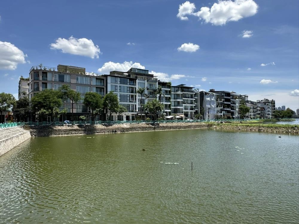 Bán Nhà Mặt Phố Quảng Khánh Tây Hồ 172m2 - 6 Tầng, Lô Góc, View Hồ Tây - Giá 160 Tỷ