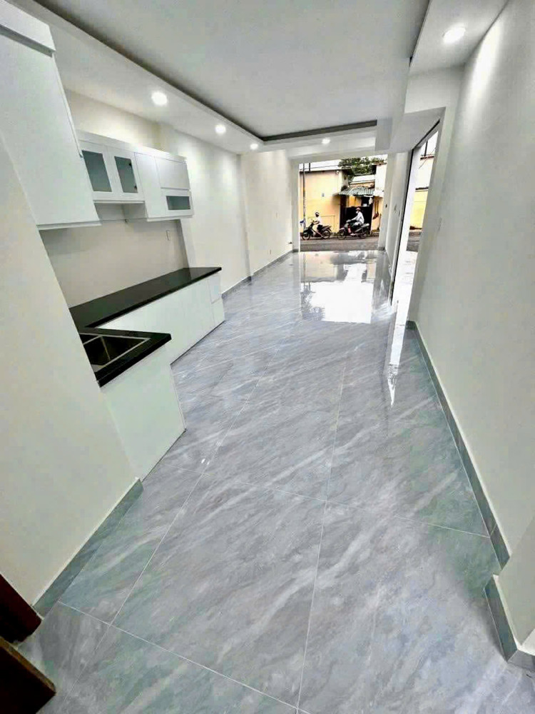 BÁN  NHÀ LÔ GÓC HAI MẶT TIỀN 2 TẦNG TRẦN THỊ DO HIỆP THÀNH QUẬN 12 SHR GIÁ CHỈ 4,8 TỶ