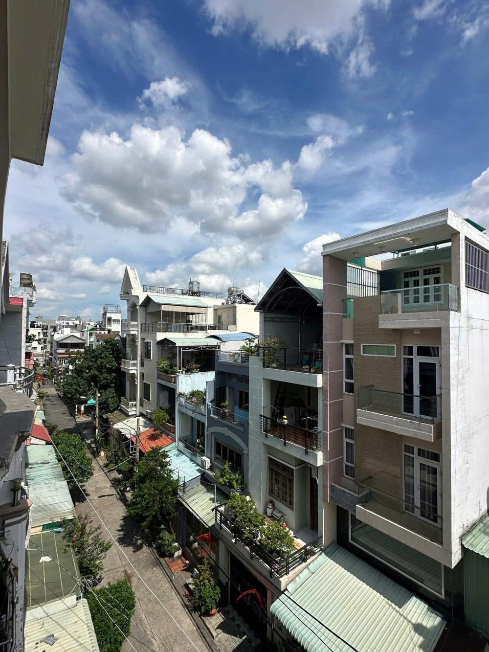 Nhà Đẹp Tặng Full Nội Thất - Khu VIP, Cạnh Công Viên - Phan Huy Ích, Gò Vấp