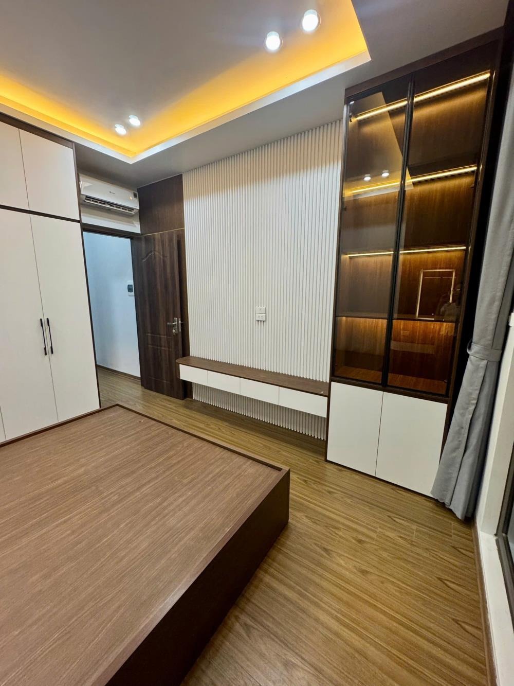 Nhà 2 Mặt Thoáng, Sân Riêng, 4 Tầng, 12.2 Tỷ - Phố Nhân Hòa, Thanh Xuân