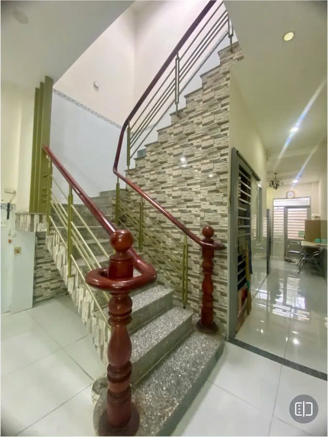 Nhà Hẻm Xe Hơi Chế Lan Viên - 105m2 - 8 Tỷ Thương Lượng