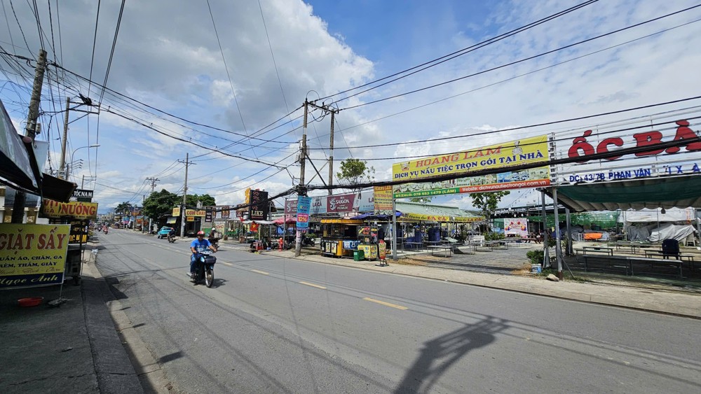 Bán đất 83 x 66  Mặt tiền xây dự án NOXH,Chung cư, Căn hộ ngay Chợ Bà Điểm, Hốc Môn