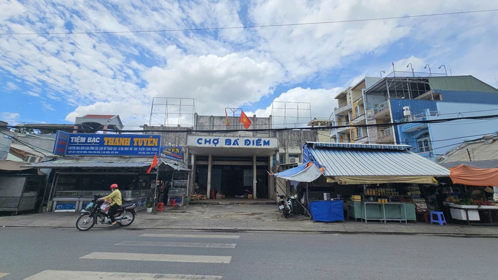 Bán đất 83 x 66  Mặt tiền xây dự án NOXH,Chung cư, Căn hộ ngay Chợ Bà Điểm, Hốc Môn