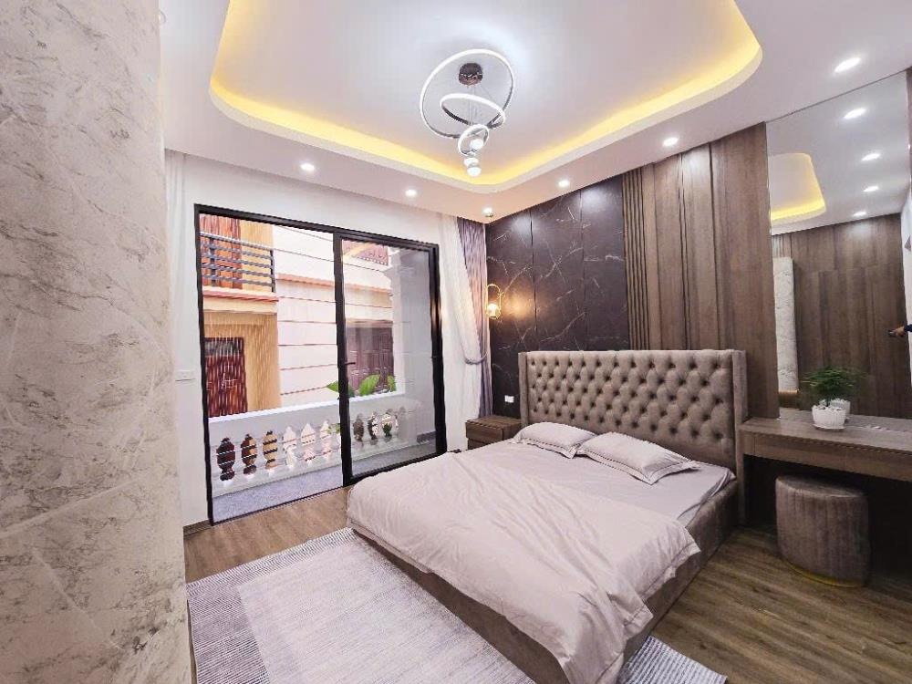 Bán nhà Bùi Xương Trạch, Thanh Xuân - 4 Tầng, 42m2 - Giá 9 Tỷ