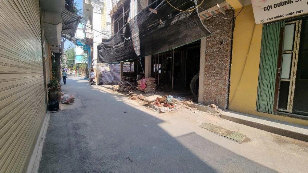 Bán nhà Hoàng Quốc Việt, Cầu Giấy - Ngõ Ô Tô, 8 tỷ