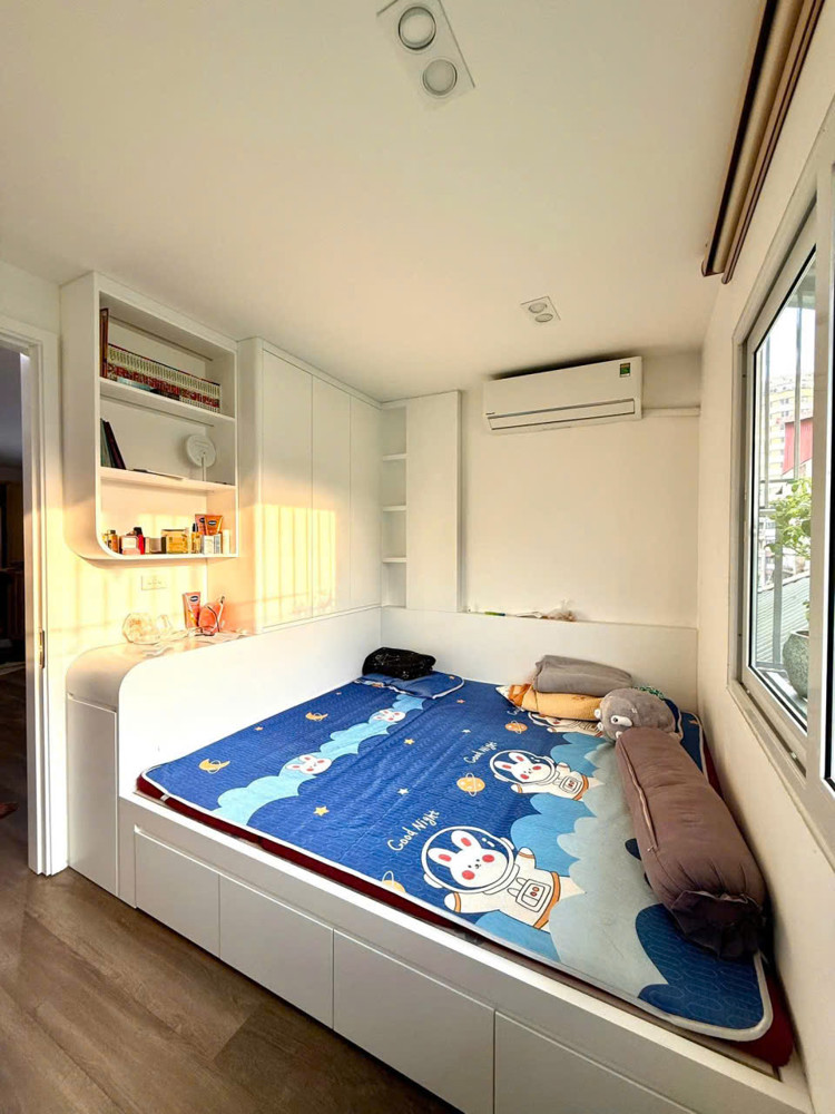 PHƯƠNG MAI - NHÀ ĐẸP  - LÔ GÓC 2 THOÁNG - VIEW SÂN CHƠI - 2 NGỦ, 50 m , tầng 5, mt 4 m, giá 3.5 tỷ