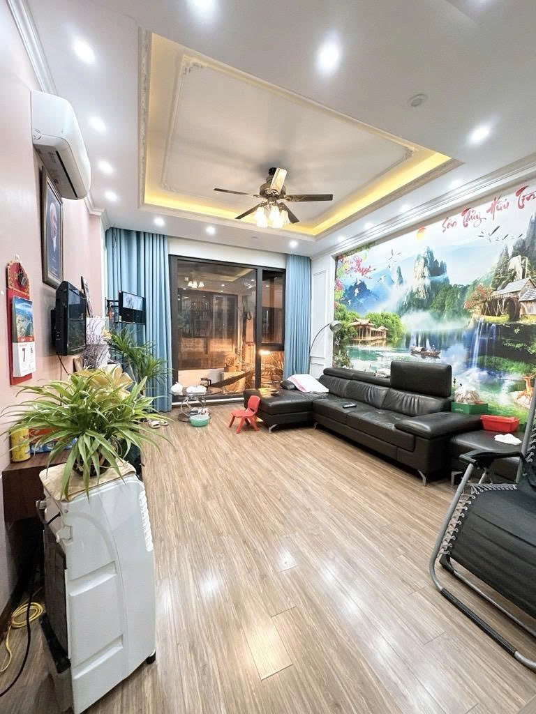 Bán Nhà Phố Định Công Thượng, Hoàng Mai - 50m², 5 Tầng - 14.8 Tỷ