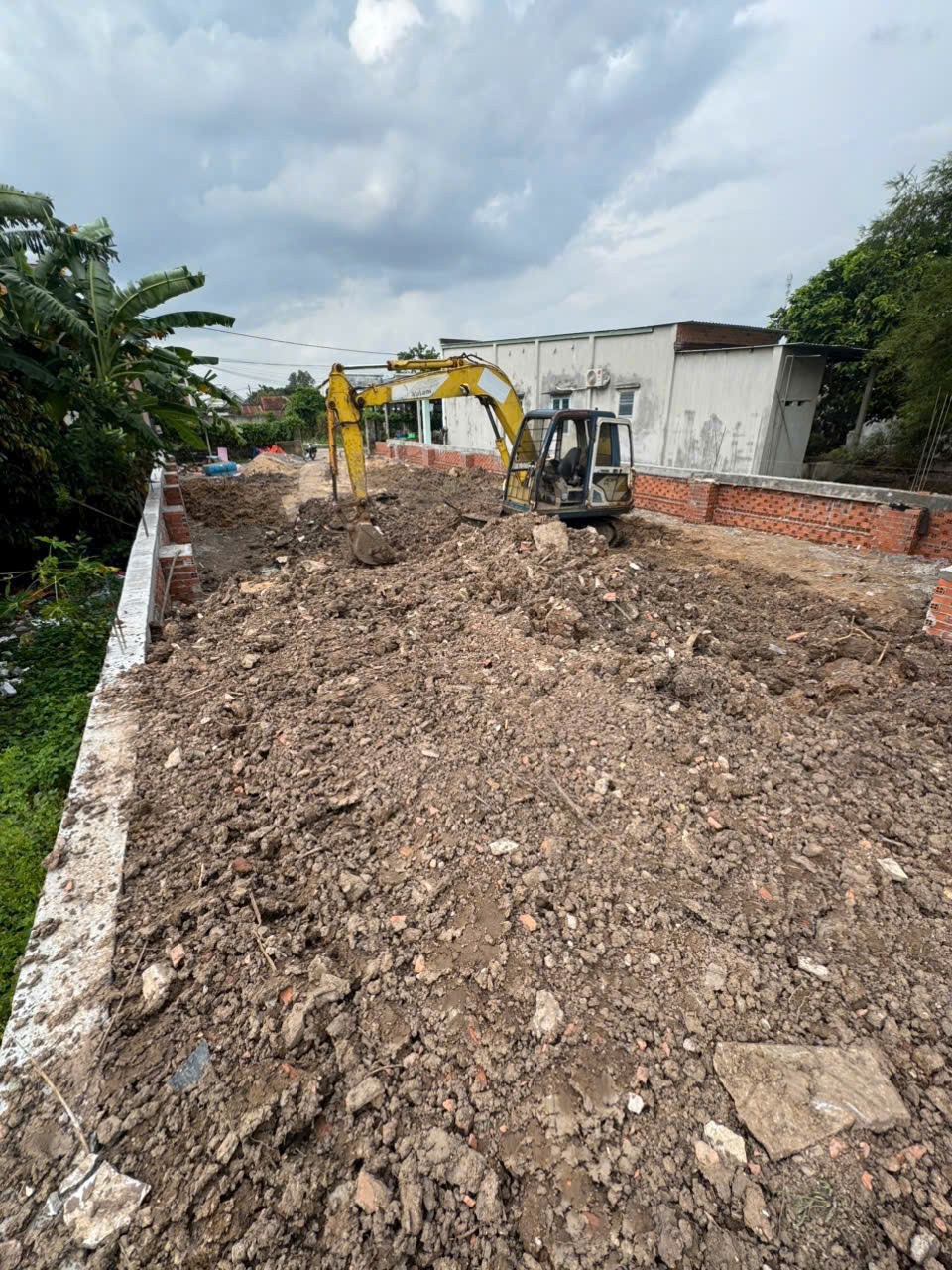 Bán đất Củ Chi 396m2 (100m2 thổ cư) - Giá 5.6 Tỷ - Hẻm Đường 122, Tân Thạnh Đông