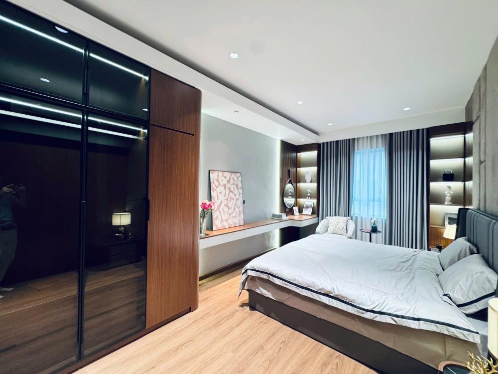 Căn hộ Trung Hoà Nhân Chính 119m2 - 3PN Full Nội Thất - Giá 10.8 tỷ