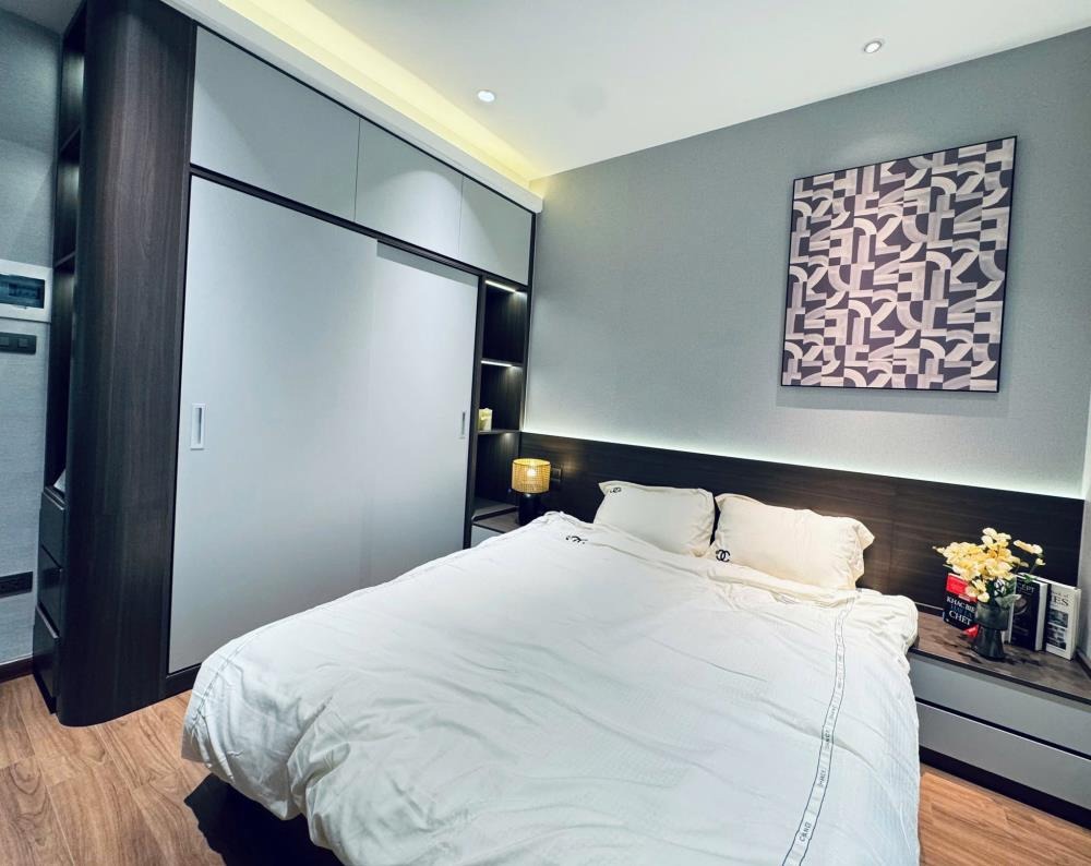 Căn hộ Trung Hoà Nhân Chính 119m2 - 3PN Full Nội Thất - Giá 10.8 tỷ