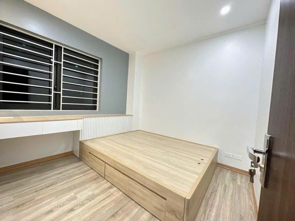 Nhà Mặt Phố Tam Khương - 100m2, 4 Tầng, Giá 48 Tỷ - Vị Trí Đắc Địa