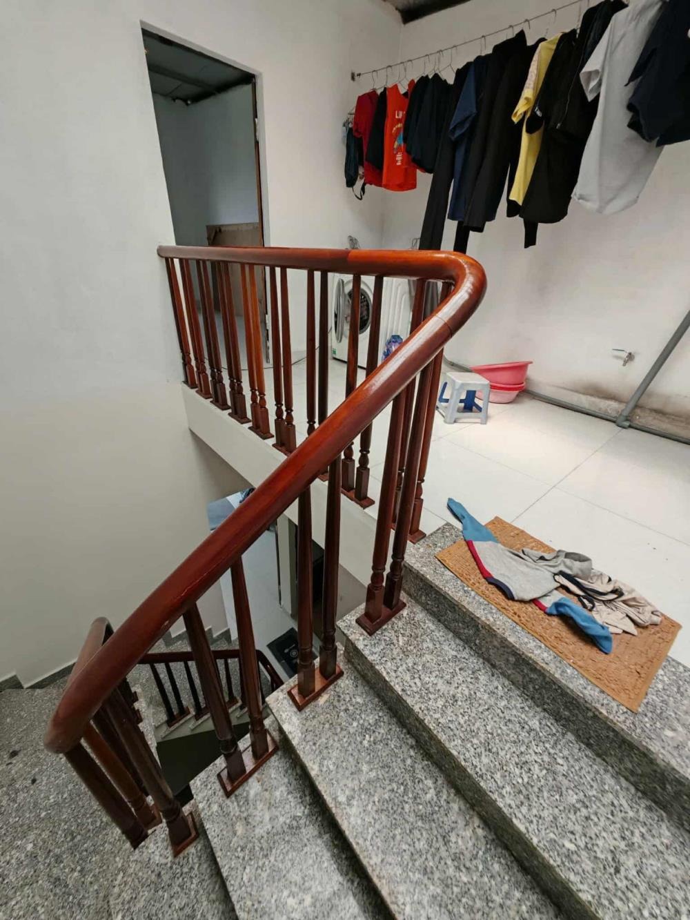 Nhà Hà Nội 30m2, 4 Tầng, Mặt Tiền Rộng - Giá 5.8 Tỷ