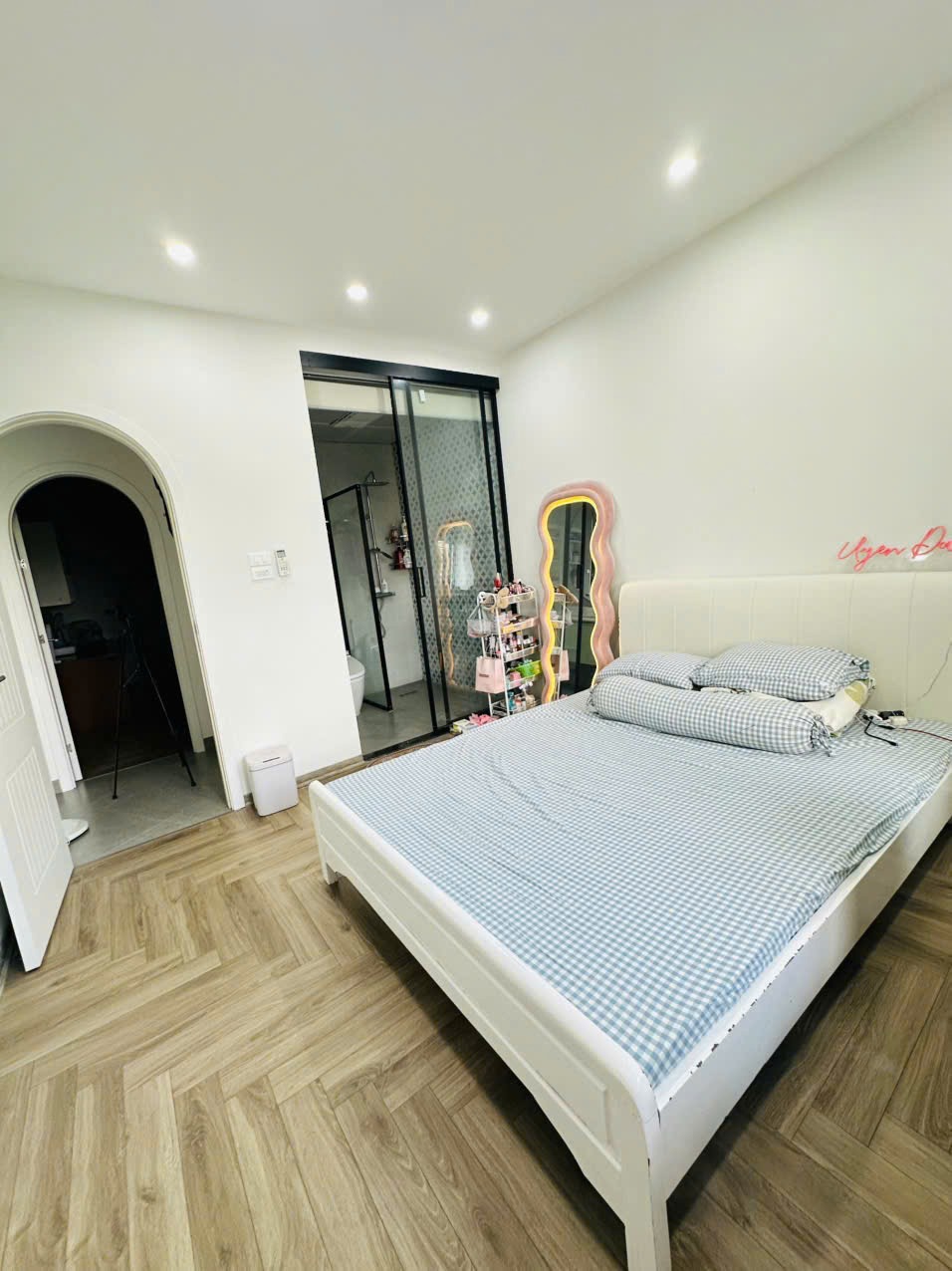 Bán Căn Hộ 3PN Linh Đàm - Iew - 120m² - Giá 8.5 Tỷ
