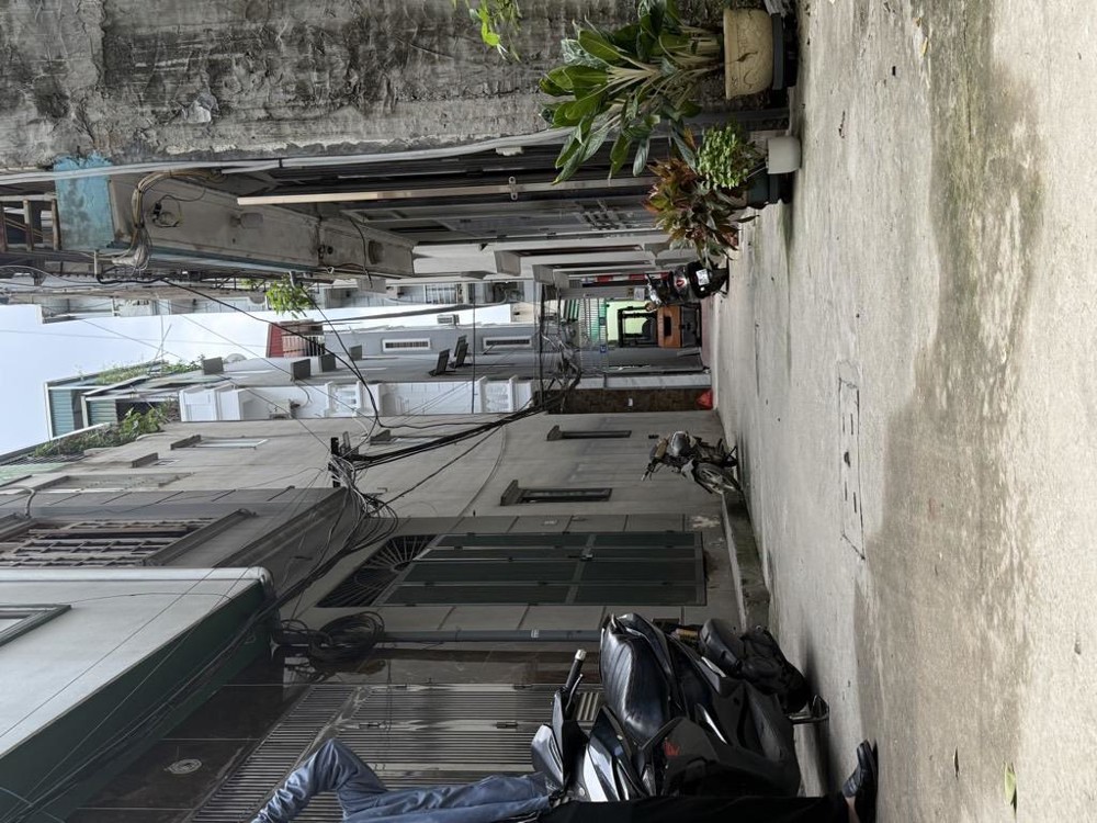 Bán nhà Cổ Nhuế 37m2, 5 tầng, gần ô tô, tiện ích đầy đủ