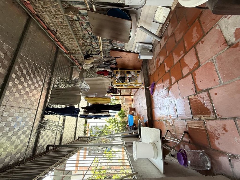Bán nhà Cổ Nhuế 37m2, 5 tầng, gần ô tô, tiện ích đầy đủ