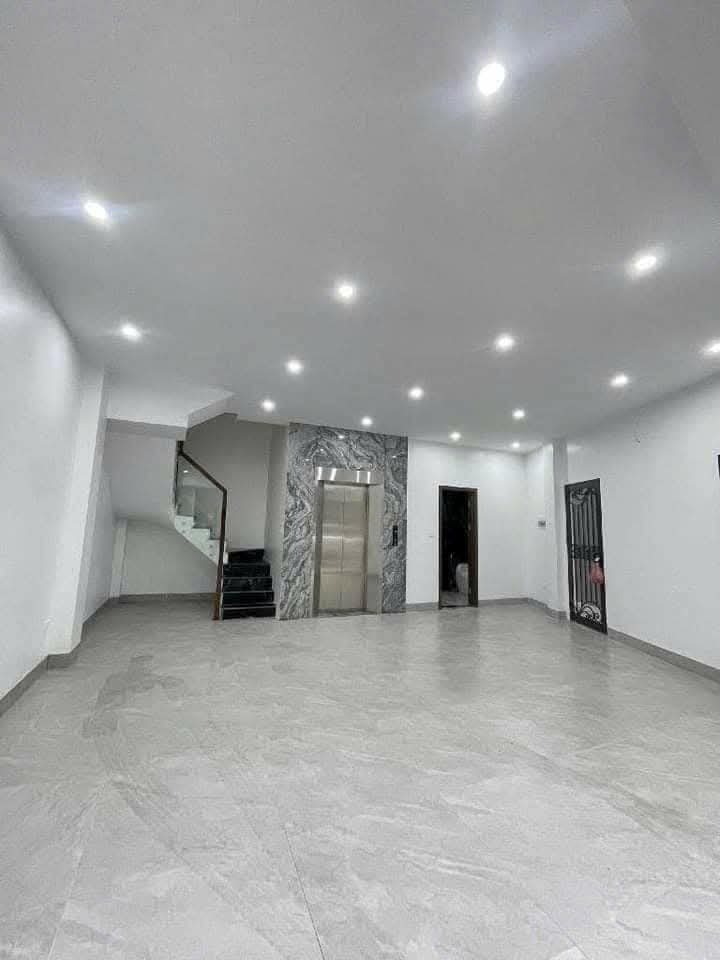 🏡 Bán Nhà Trung Tâm Phú Thượng - Sípura 40m² x 6 Tầng, Thang Máy, Giá 10 Tỷ