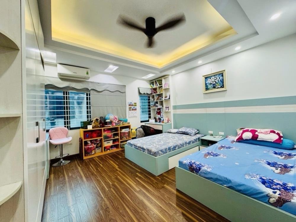 Bán nhà phân lô VIP Huy Du, Nam Từ Liêm - 42m2, 6 Tầng, Giá 15 tỷ
