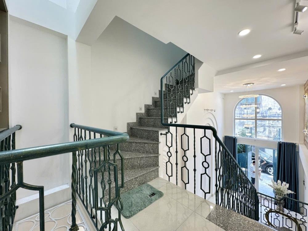 Bán Nhà Hẻm Ô Tô Quận 1 - Trần Khắc Chân - 45m2, 5 Tầng - Giá 13 Tỷ