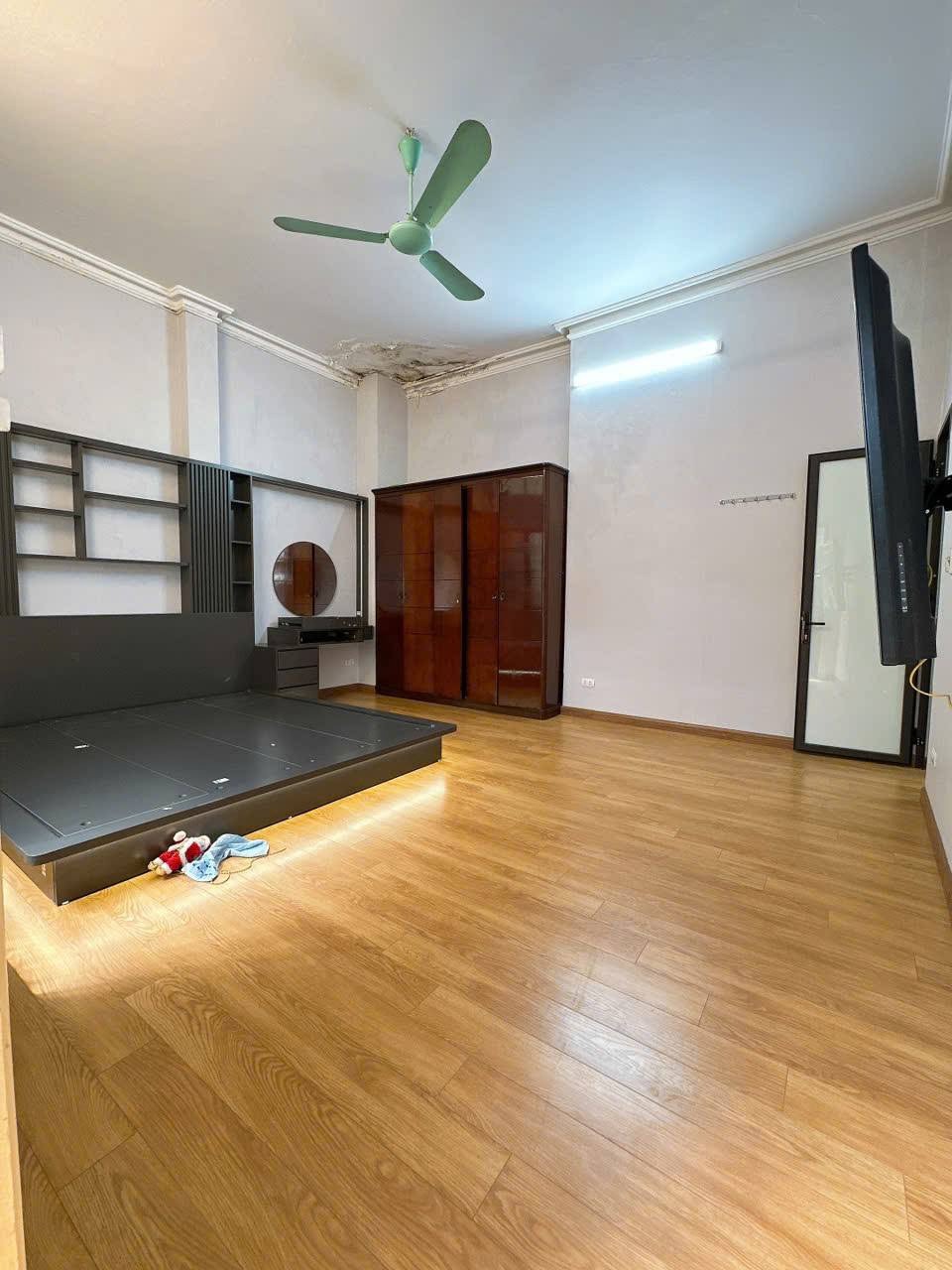 Nhà Góc 3 Tỷ Phố Hồng Mai - Hai Bà Trưng - Vị Trí Vàng