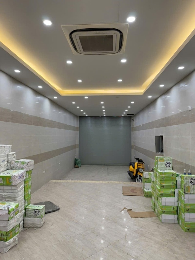 Bán tòa nhà 7 tầng, Mặt phố Trương Định - Hoàng Mai, Kinh doanh đỉnh cao