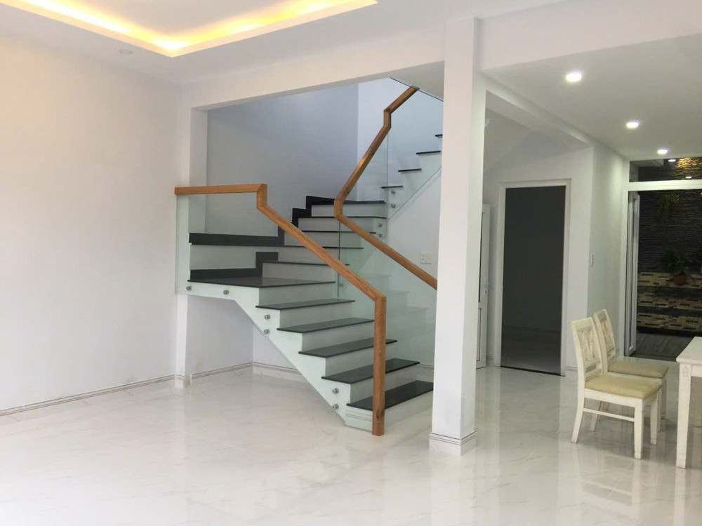 BÁN ĐẤT TẶNG NHÀ TRỆT LỬNG MẶT TIỀN HẺM 606 QUỐC LỘ 13 HIỆP BÌNH PHƯỚC - TP THỦ ĐỨC