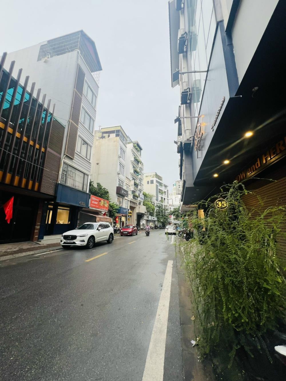 Nhà Mặt Phố Nguyễn Hy Quang - Đống Đa: Vị Trí Vip, Sinh Lời & Giữ Giá Trị