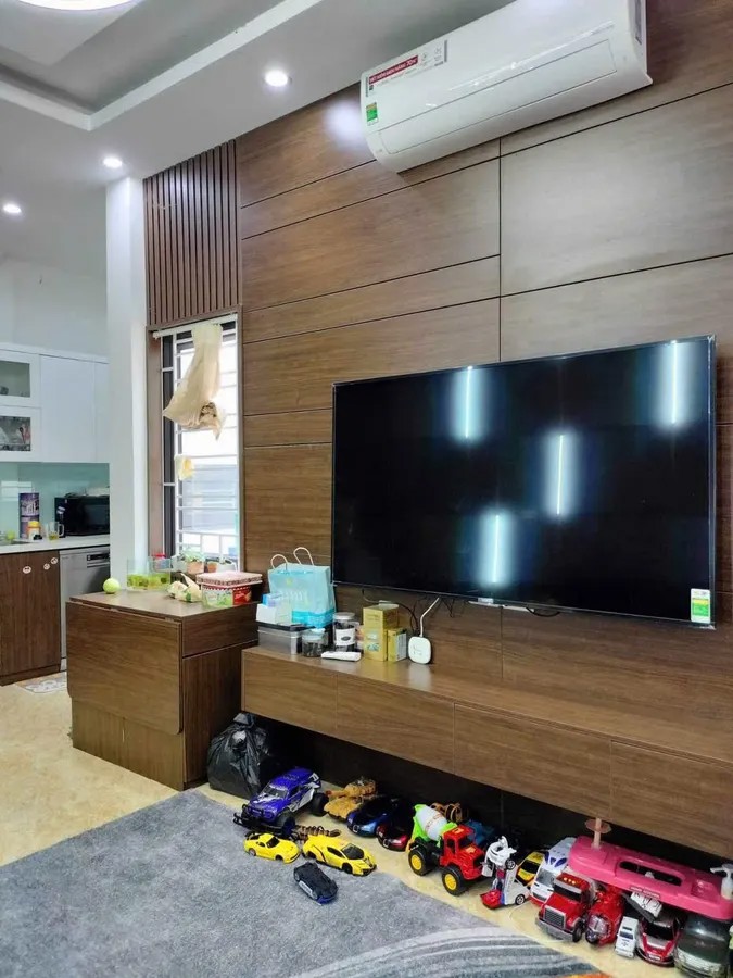 Bán nhà Quang Lãm- Hà Đông 34mx5 tầng, nhà mới, lô góc, mới đẹp gần Ô tô giá 5.35 tỷ