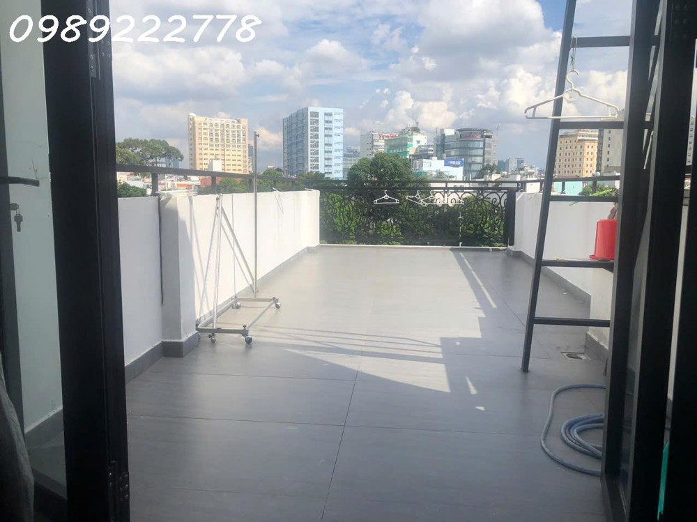 Cho thuê nguyên căn mặt tiền Trường Sa - 3.5X14M -  5 tầng mới 100% -  Giá 35tr 
+ Phù hợp làm vp