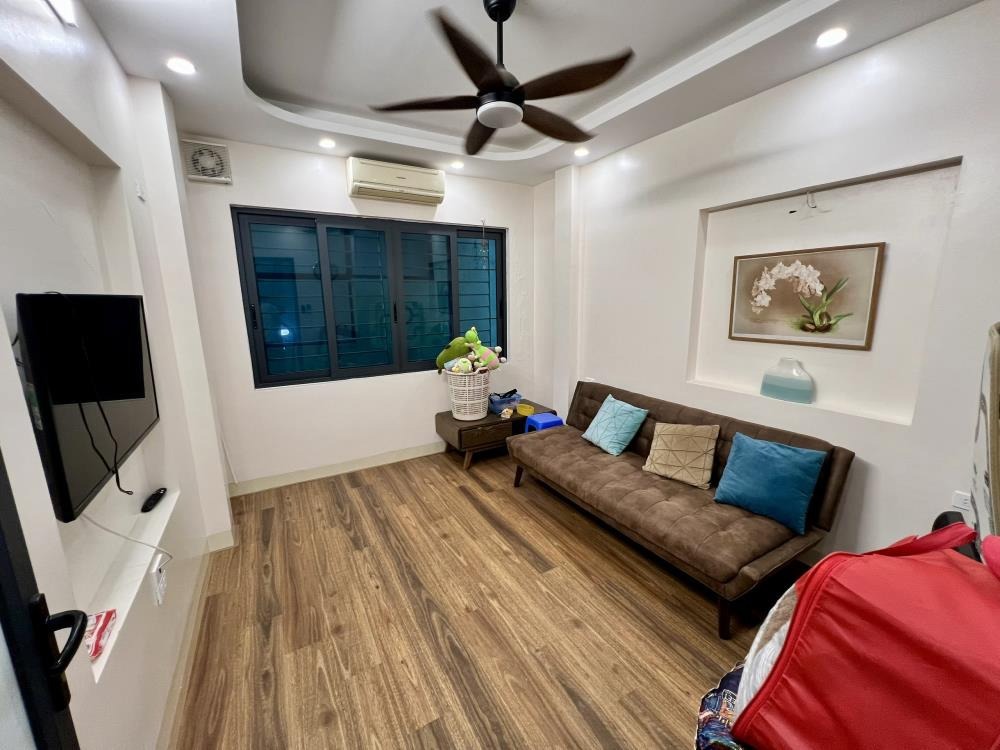 Cho Thuê Nhà Nguyên Căn Kim Mã - 4 Tầng, 25m², Full Nội Thất