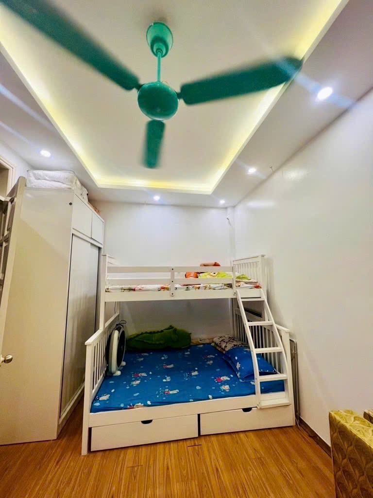 Bán nhà Hoàng Mai Nguyễn Đức Cảnh 26m2 - 4 Tầng Full Nội Thất - Giá 2.95 Tỷ