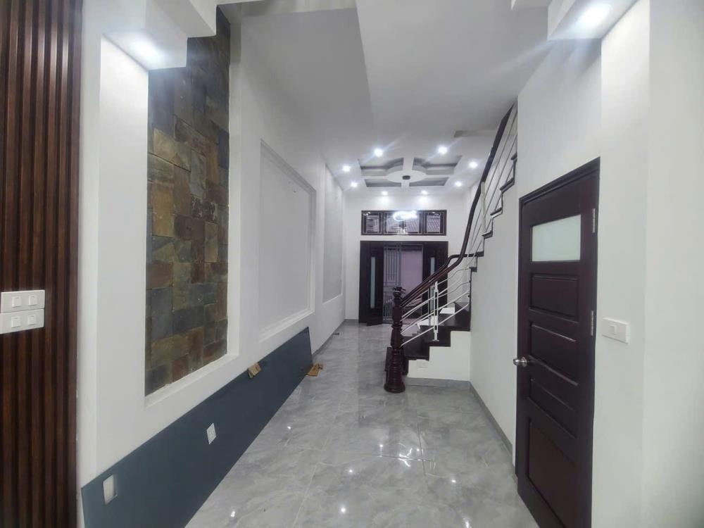 Bán nhà phố Lê Văn Lương 37m2, 5 tầng, 8.8 tỷ - Ngõ ô tô, tiện ích đầy đủ