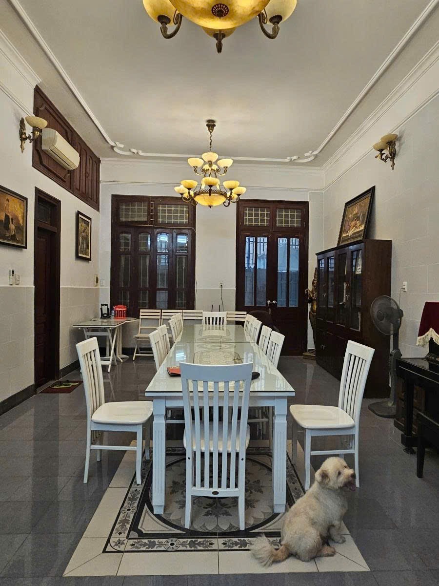 Bán nhà Khương Đình, 5 tầng, 20m ra Hồ Điều Hòa, Giá Hơn 8 Tỷ