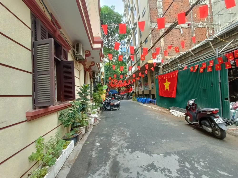 Bán nhà ngõ 83 Nguyễn Khang, Cầu Giấy - 45m2, 6 Tầng, Gara Ô Tô, Giá 17.9 Tỷ