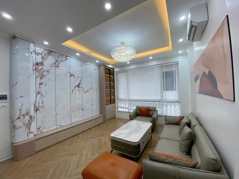Bán nhà ngõ 83 Nguyễn Khang, Cầu Giấy - 45m2, 6 Tầng, Gara Ô Tô, Giá 17.9 Tỷ