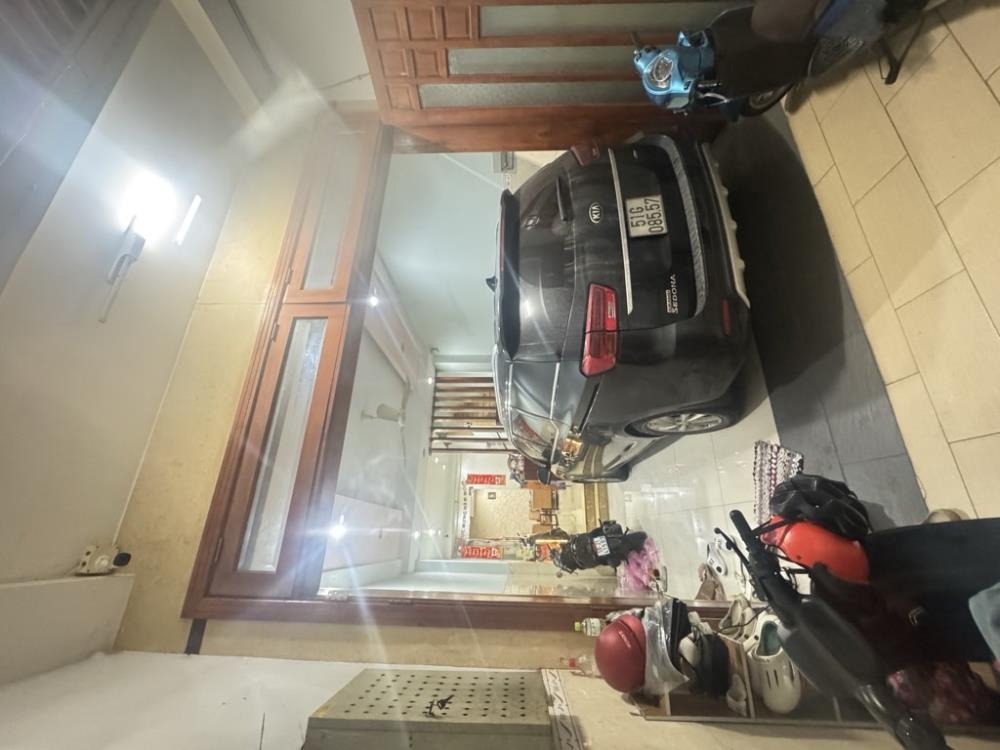 Bán nhà HXH Ngoc Hồi, Tân Phú - 5 Tầng, 64m2 (4x16) - Giá 9.9 Tỷ