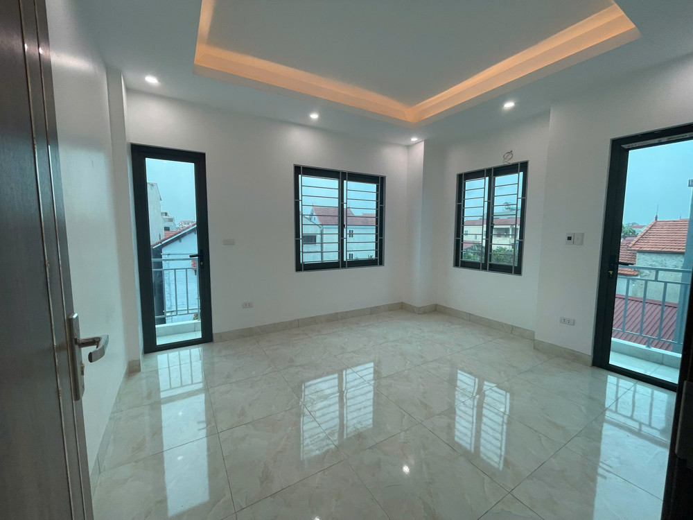 Hiếm!!!! Thượng Cát Nhà Mới 5 Tầng Lô Góc Thang Máy Oto VF3  43m2x5TxMT4m Chỉ 5.85 tỷ